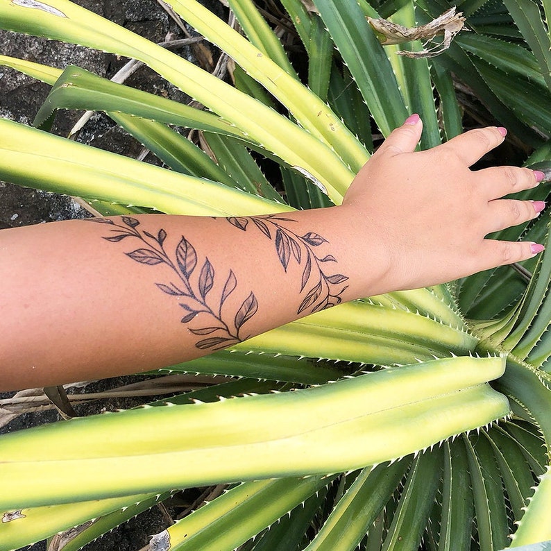 Vine Leaves Temporary Tattoo